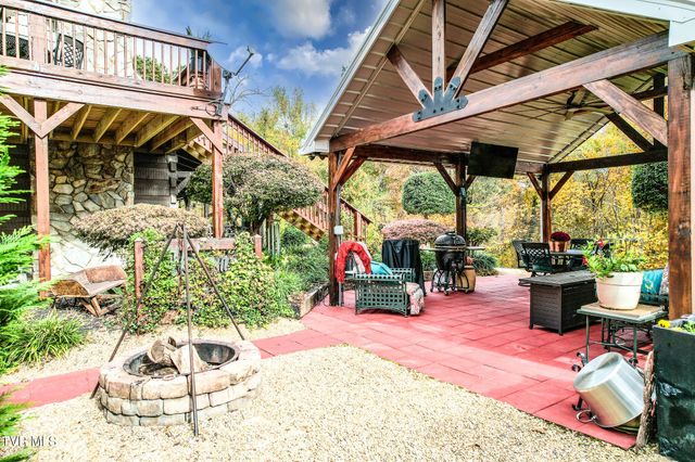 570 Stephen Brooks Road, Greeneville, TN 37743