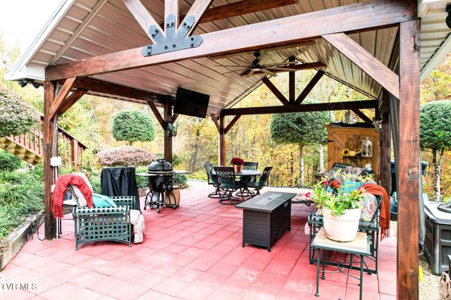 570 Stephen Brooks Road, Greeneville, TN 37743
