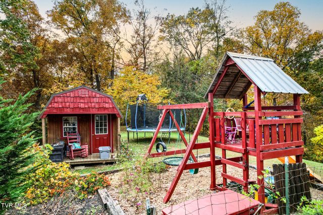 570 Stephen Brooks Road, Greeneville, TN 37743