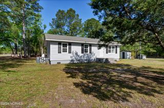 201 Shaw Highway, Rocky Point, NC 28457