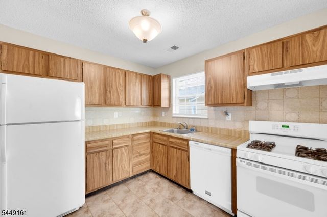 11 Reef Pl, Brick Twp., NJ 08723