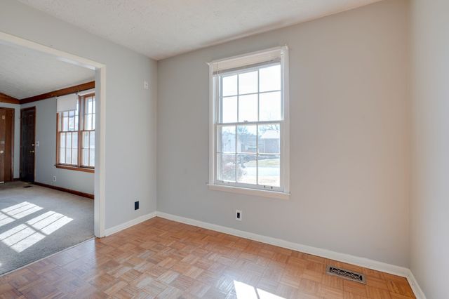 102 Valley View Ct, Hendersonville, TN 37075