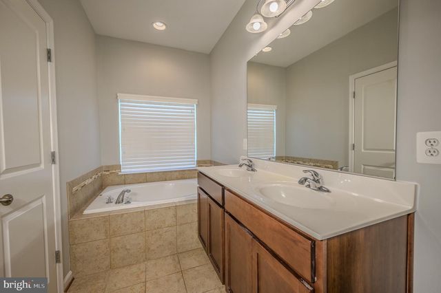 342 WOODSTREAM BLVD, Stafford, VA 22556