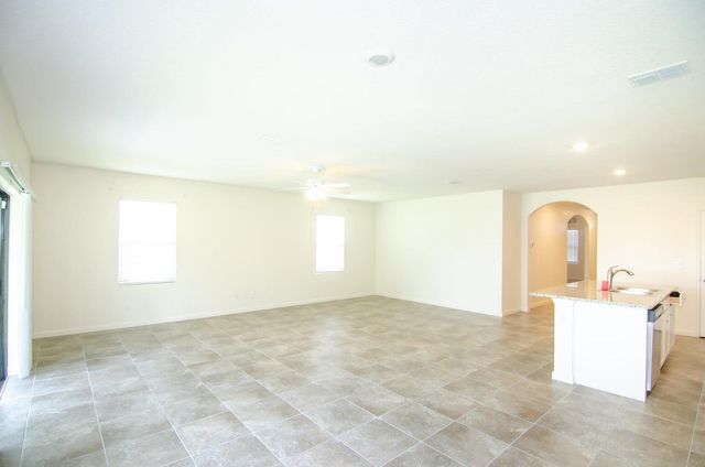 6205 NW Regent Street, Port St. Lucie, Port St Lucie, FL 34983