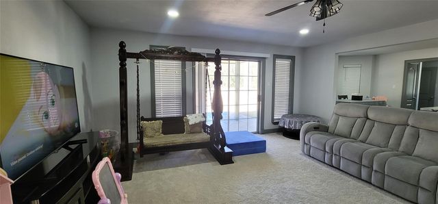 26181 Pecan Grove, Cleveland, TX 77328