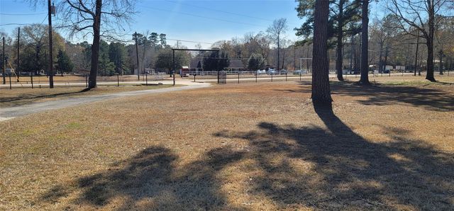 26181 Pecan Grove, Cleveland, TX 77328