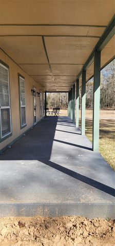 26181 Pecan Grove, Cleveland, TX 77328