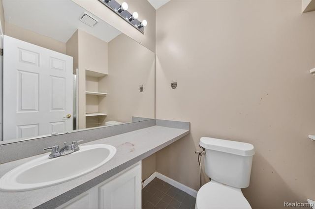 43027 Strand Drive, Sterling Heights, MI 48313
