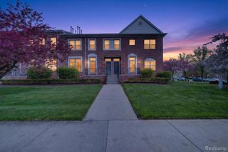 43027 Strand Drive, Sterling Heights, MI 48313