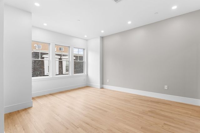143 Tremont St 143-5, Boston, MA 02135