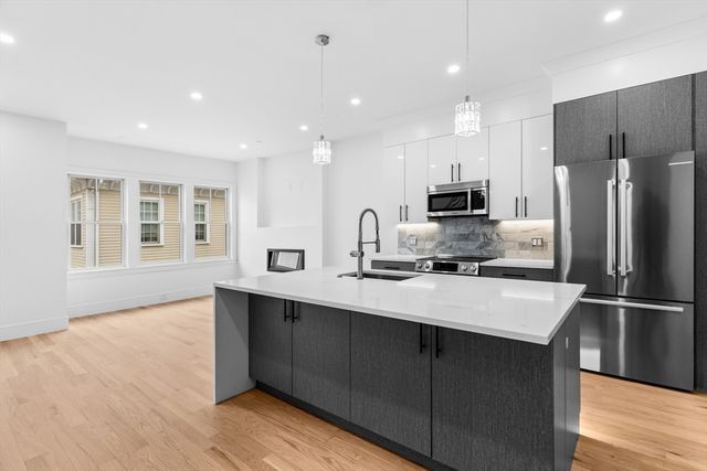143 Tremont St 143-5, Boston, MA 02135