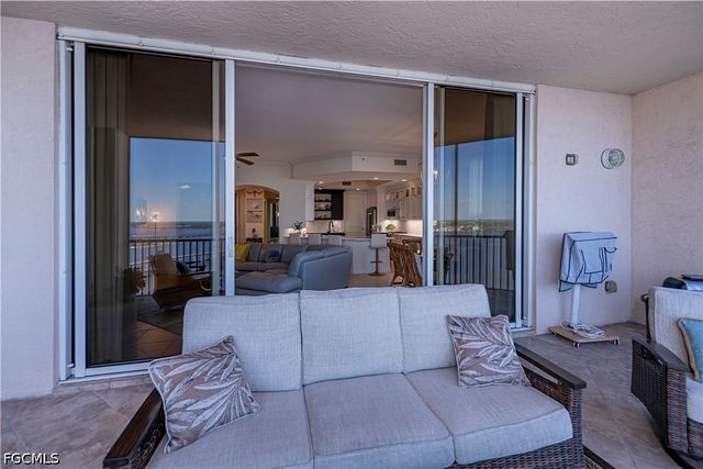 2104 W First ST 3103, Fort Myers, FL 33901