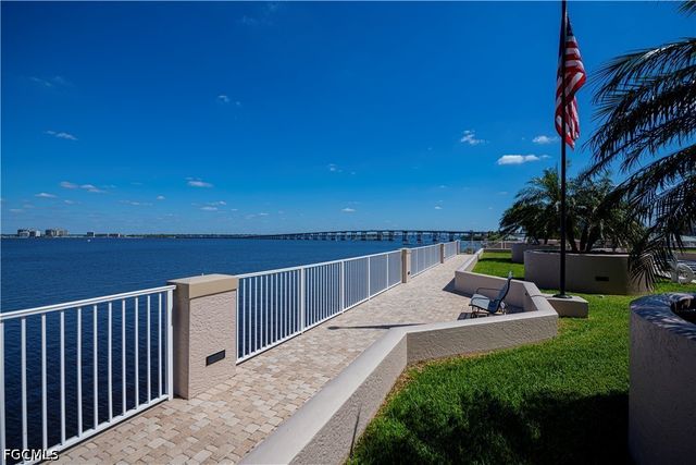 2104 W First ST 3103, Fort Myers, FL 33901