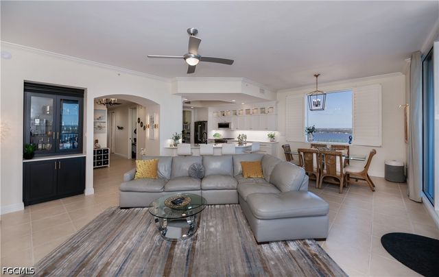 2104 W First ST 3103, Fort Myers, FL 33901