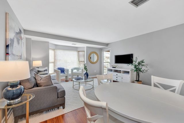 1 Watermill Pl 312, Arlington, MA 02476