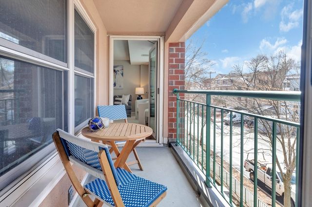 1 Watermill Pl 312, Arlington, MA 02476