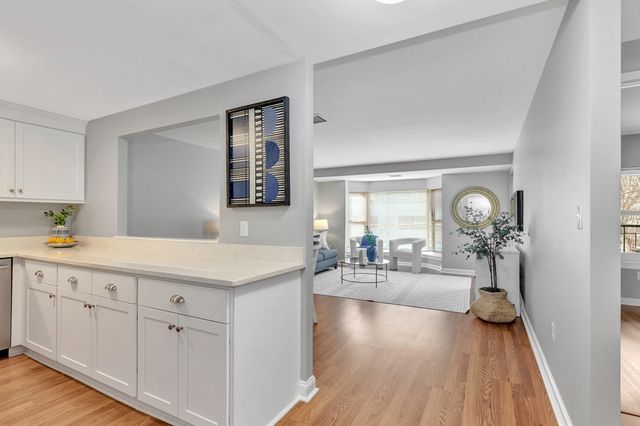 1 Watermill Pl 312, Arlington, MA 02476