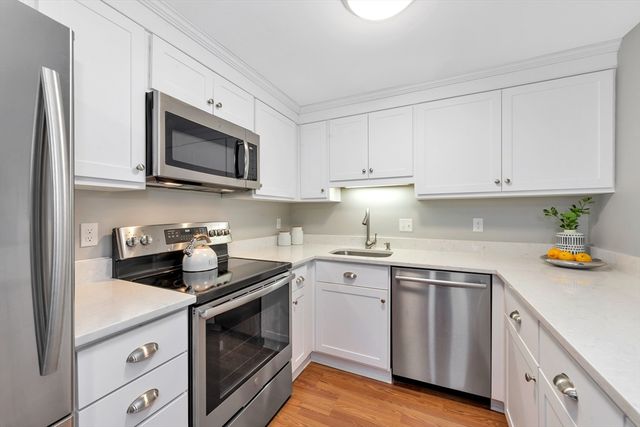 1 Watermill Pl 312, Arlington, MA 02476