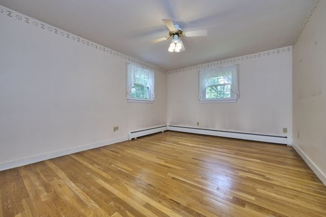 4 Hyder St, Westborough, MA 01581