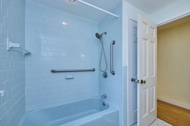 4 Hyder St, Westborough, MA 01581