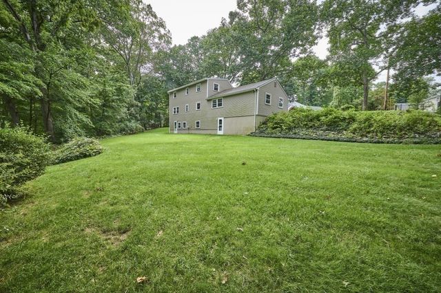 4 Hyder St, Westborough, MA 01581
