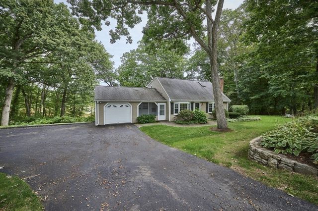 4 Hyder St, Westborough, MA 01581