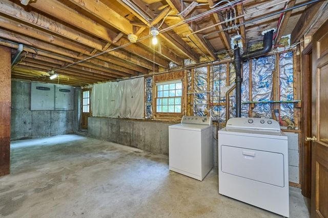 4 Hyder St, Westborough, MA 01581