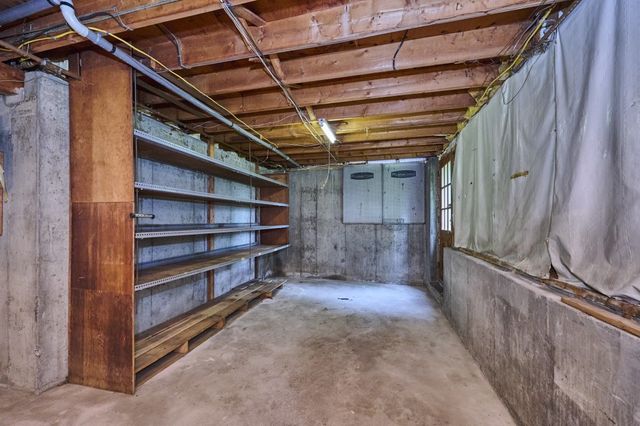 4 Hyder St, Westborough, MA 01581