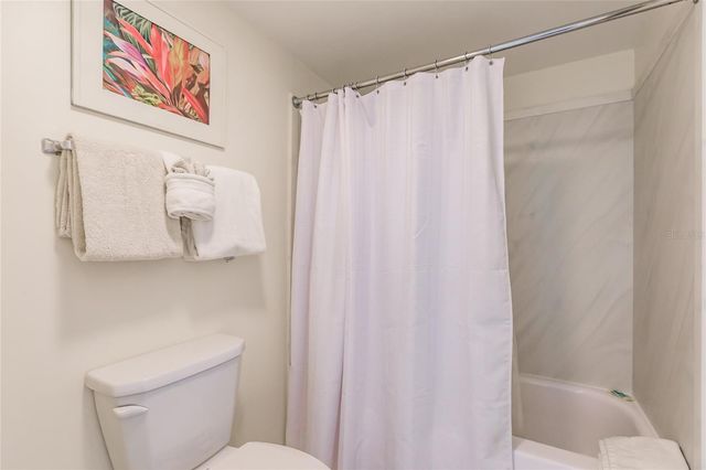 1055 W PEPPERTREE DRIVE 302AA, Sarasota, FL 34242