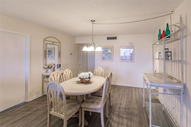 1055 W PEPPERTREE DRIVE 302AA, Sarasota, FL 34242