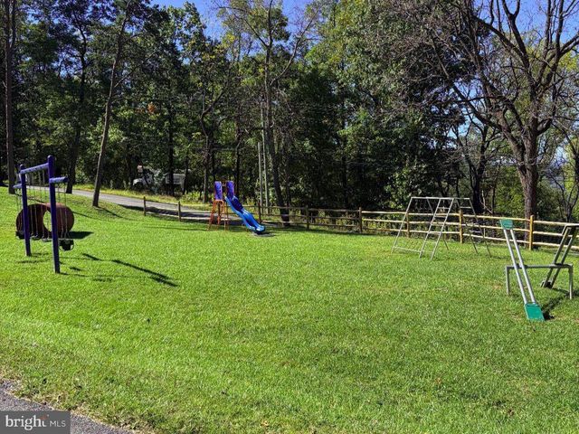 490 SPLIT RAIL RD, Front Royal, VA 22630