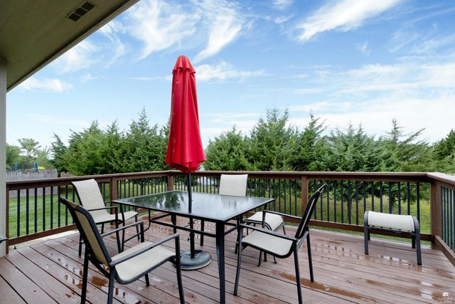 1005 Cassidy, Manhattan, KS 66502