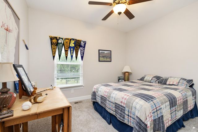 1005 Cassidy, Manhattan, KS 66502