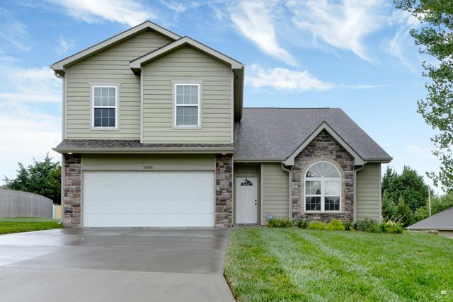 1005 Cassidy, Manhattan, KS 66502