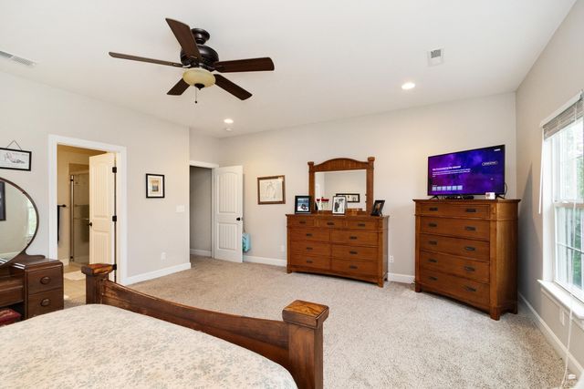 1005 Cassidy, Manhattan, KS 66502