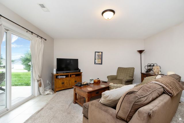 1005 Cassidy, Manhattan, KS 66502