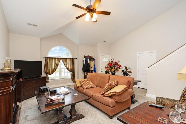 1005 Cassidy, Manhattan, KS 66502