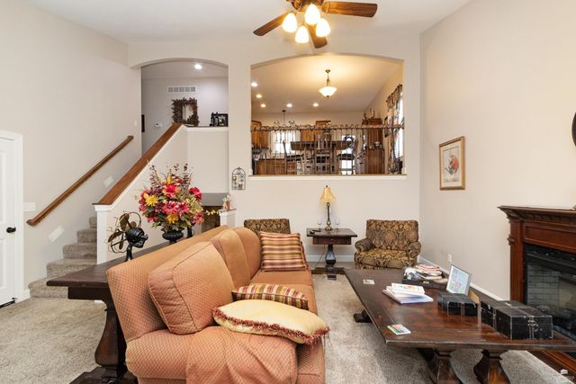 1005 Cassidy, Manhattan, KS 66502