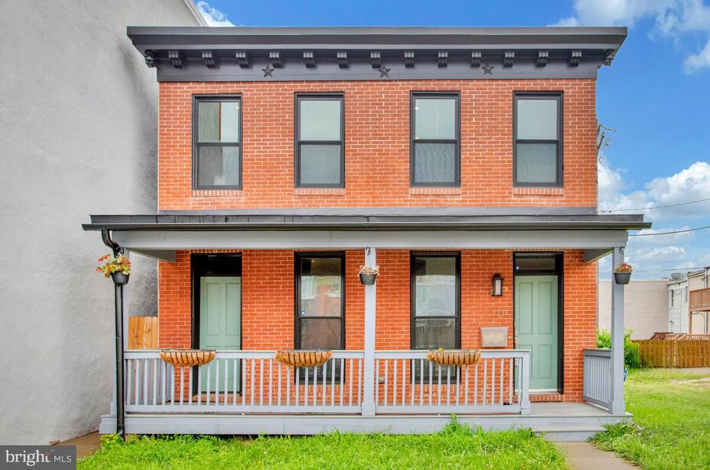 1717 E BIDDLE ST, Baltimore, MD 21213