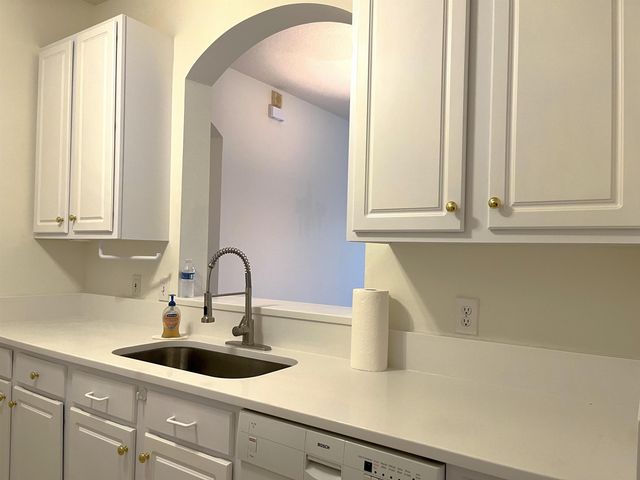 10550 Baymeadows Road 425, Jacksonville, FL 32256