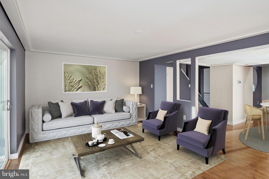 Image 10 of property listing at 10536 E WIND WAY, Columbia, MD 21044