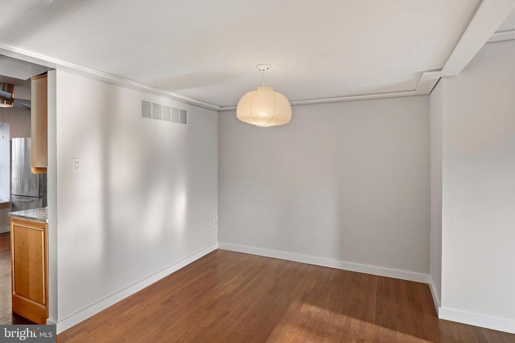 Image 11 of property listing at 10536 E WIND WAY, Columbia, MD 21044