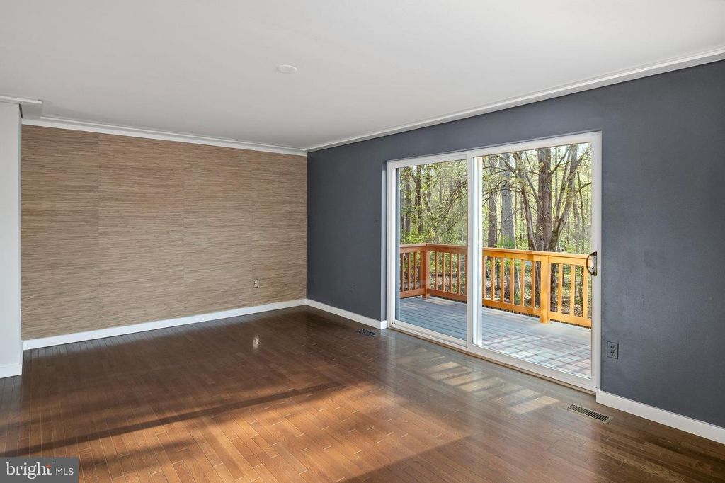 Image 14 of property listing at 10536 E WIND WAY, Columbia, MD 21044