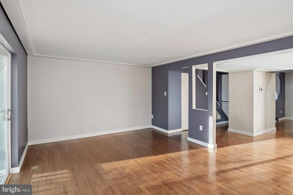 Image 15 of property listing at 10536 E WIND WAY, Columbia, MD 21044