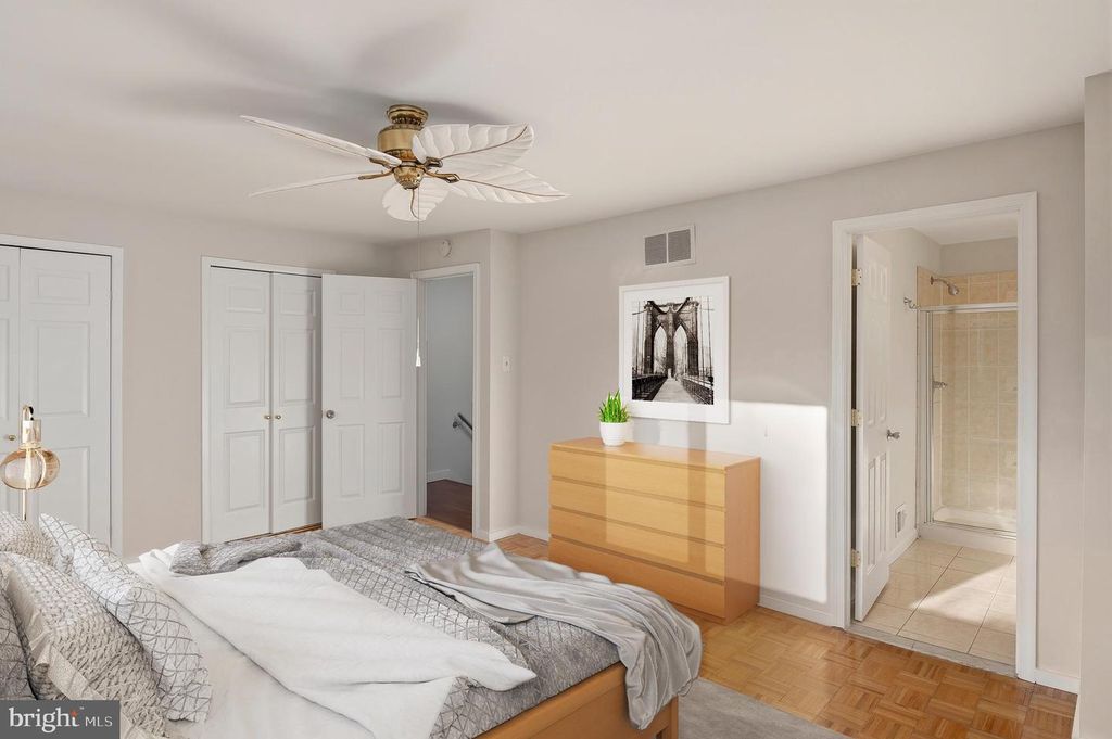 Image 20 of property listing at 10536 E WIND WAY, Columbia, MD 21044