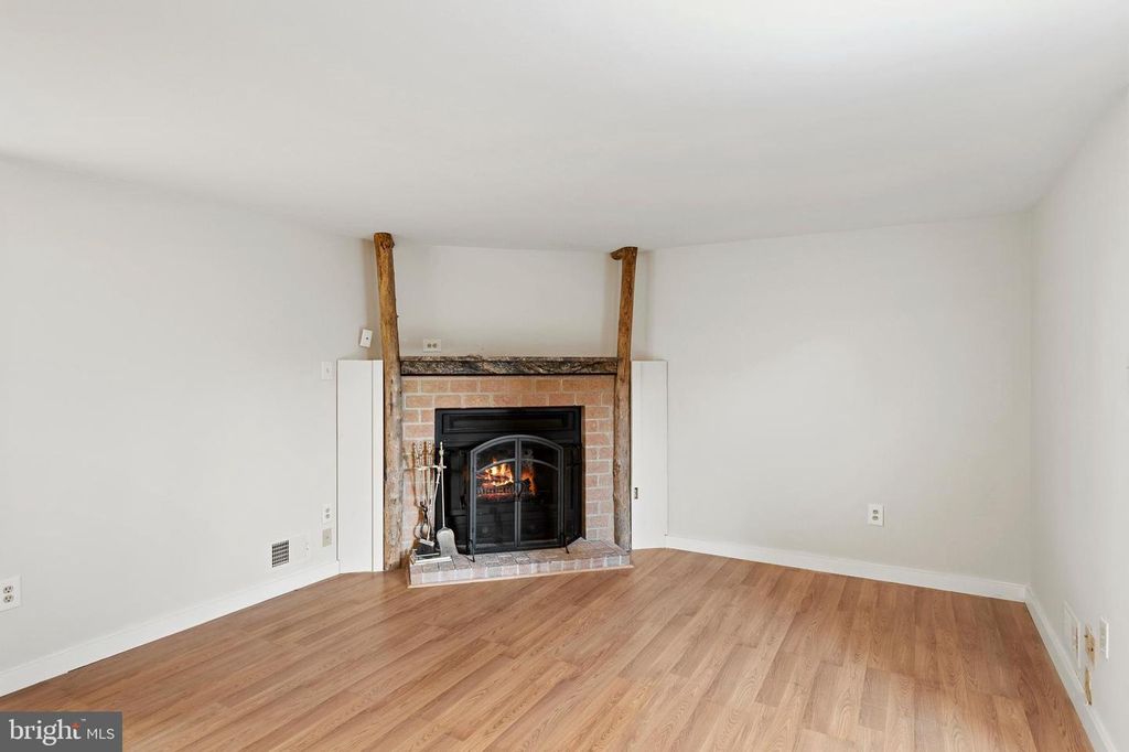 Image 31 of property listing at 10536 E WIND WAY, Columbia, MD 21044