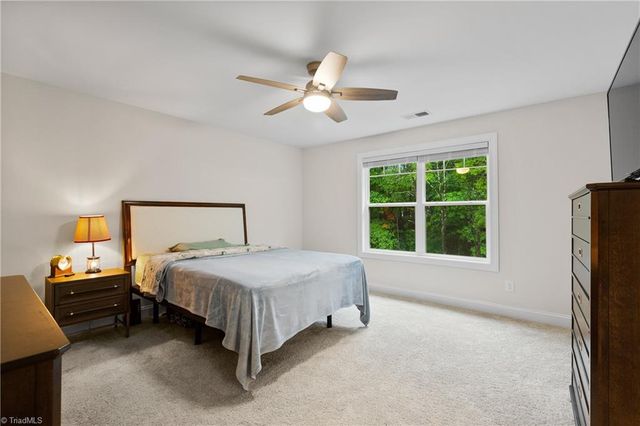 1540 S Peace Haven Road, Clemmons, NC 27012