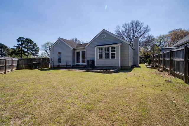 5818 BOBBITT DR, Bartlett, TN 38134