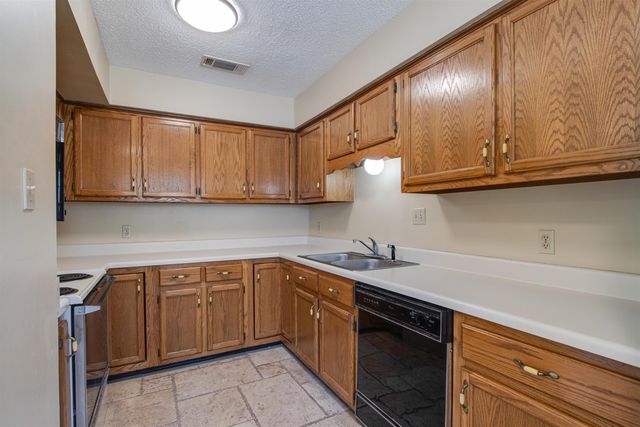 5818 BOBBITT DR, Bartlett, TN 38134