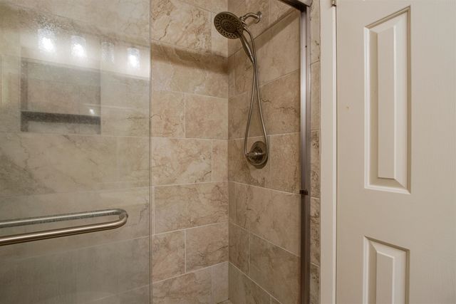 5818 BOBBITT DR, Bartlett, TN 38134